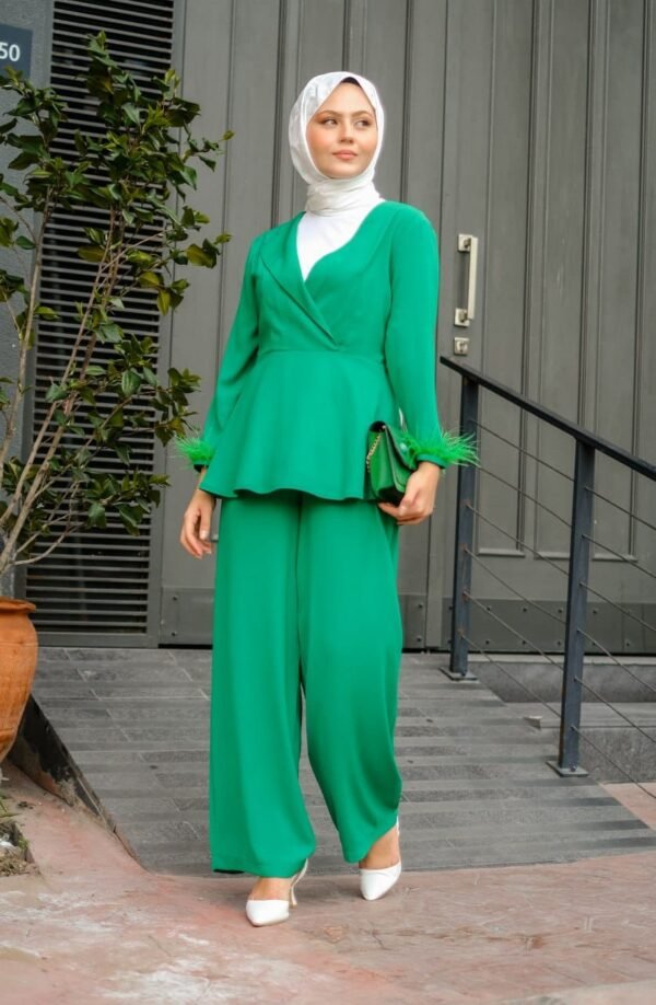 Green Peplum Two-Piece Set – Stylish Tunic with Feather Sleeve Detail & Wide-Leg Pants - Image 5