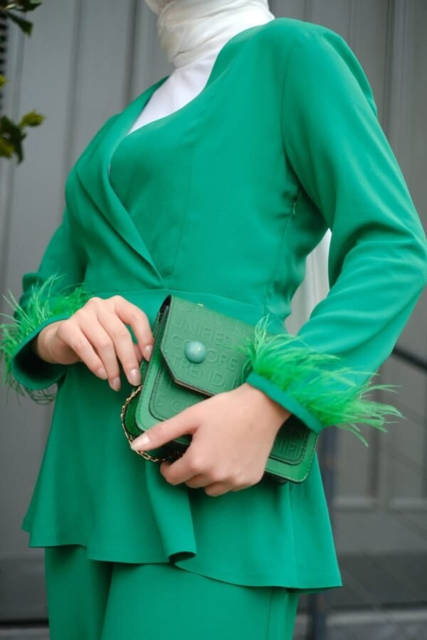Green Peplum Two-Piece Set – Stylish Tunic with Feather Sleeve Detail & Wide-Leg Pants - Image 2