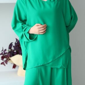 Alternative view of Green Two-Piece Set – Modest Tunic & Wide-Leg Pants